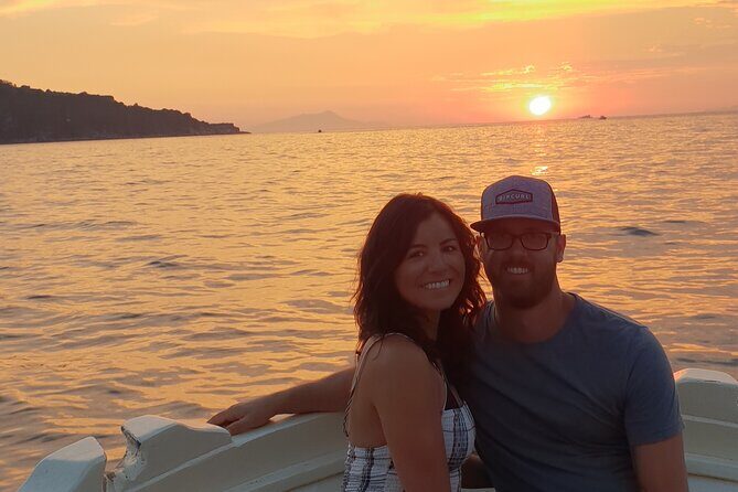 2-Hour Sorrento Coast Sunset Cruise with Dinner Experience - Dinner on Board: Vegetarian Plates, Prosecco, and Homemade Sweetness