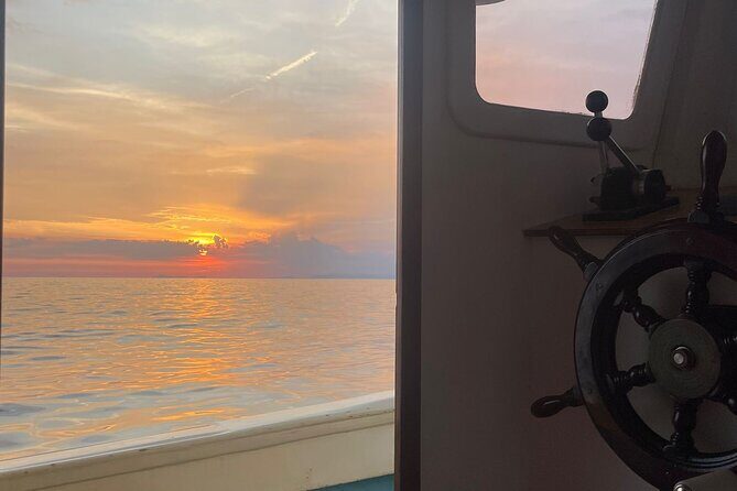 2-Hour Sorrento Coast Sunset Cruise with Dinner Experience - From Trattoria Da Emilia to Open Water: Logistics That Actually Help