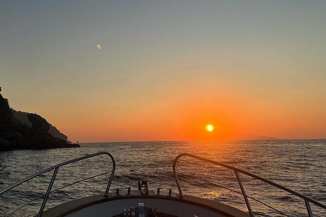 2 Hours Guided Sunset Tour of the Island of Capri with Aperitif - Price and value: $469.60 per group for a private 2-hour coast ride