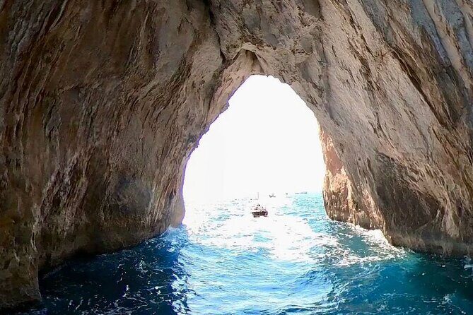 3 hours Comfortable Capri Private Tour by Boat - Stop 3: a natural arch on Capri’s east coast