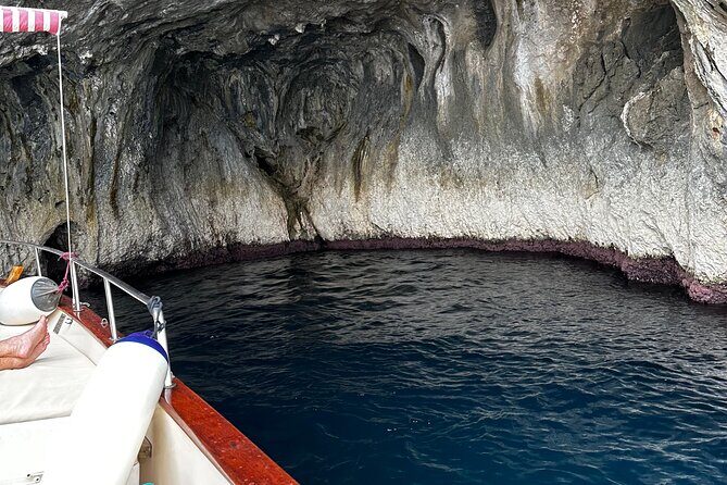 3 hours Private Capri Boat Tour - Grotta Rossa: Seaweed Color That Looks Like Stage Lighting