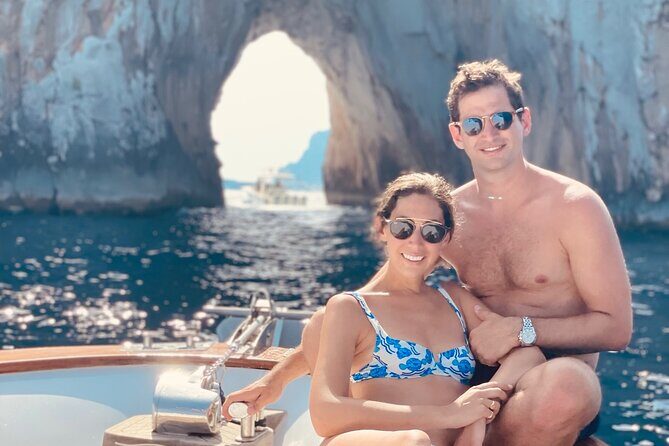 7 Hours Private Boat Experience on Capri from Positano - Grotta Verde and Natural Arch: Light, Color, and Rock Scale