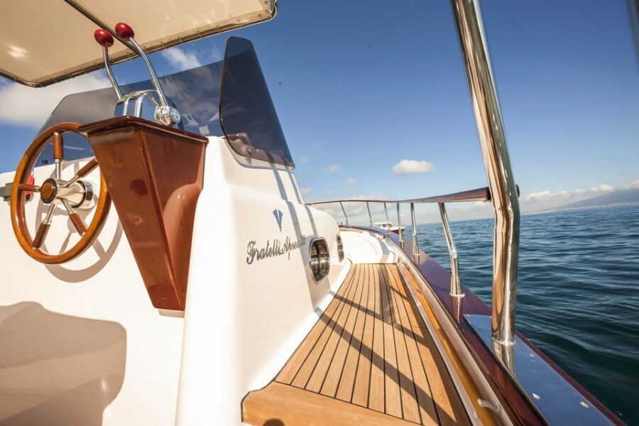 Amalfi Coast: Boat and Snorkeling Tour with Fruit & Drinks - Returning fast: the speedboat segment and how it changes the feel