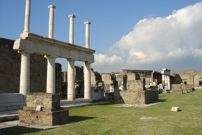 Amalfi Coast: Pompei & Vesuvius small group with Skip the line tickets - The Amalfi drive: beautiful views with real time costs
