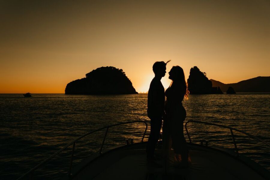Amalfi Coast: Private Boat Trip with Prosecco and Snorkeling - Emerald Grotto quick visit: worth it, but plan for the ticket