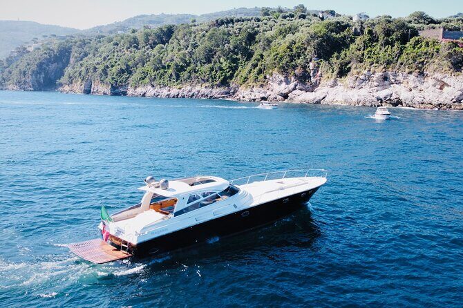 Amalfi Coast Private Yacht Cruise: Explore Positano and Amalfi! - The Sorrentine coastline sail: Villa Pompeiana, Queen Giovanna’s pool, and Massa Lubrense
