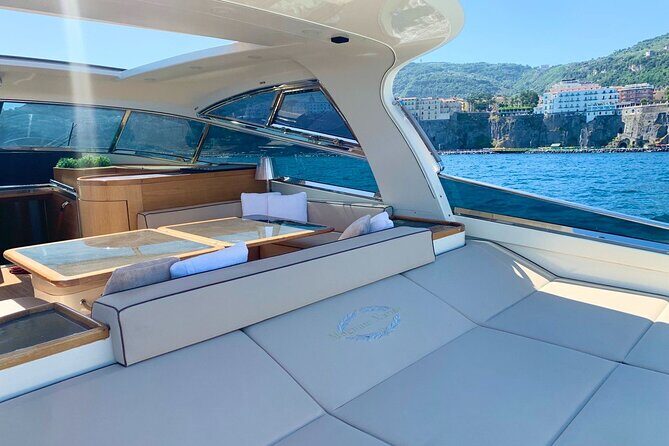 Amalfi Coast Private Yacht Cruise: Explore Positano and Amalfi! - Positano in two hours: beaches, boutiques, and a lunch plan