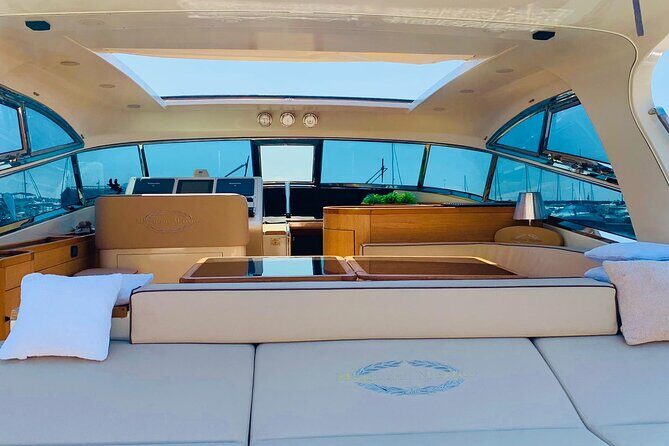 Amalfi Coast Private Yacht Cruise: Explore Positano and Amalfi! - Onboard comfort that actually helps: towels, WiFi, and drinks included