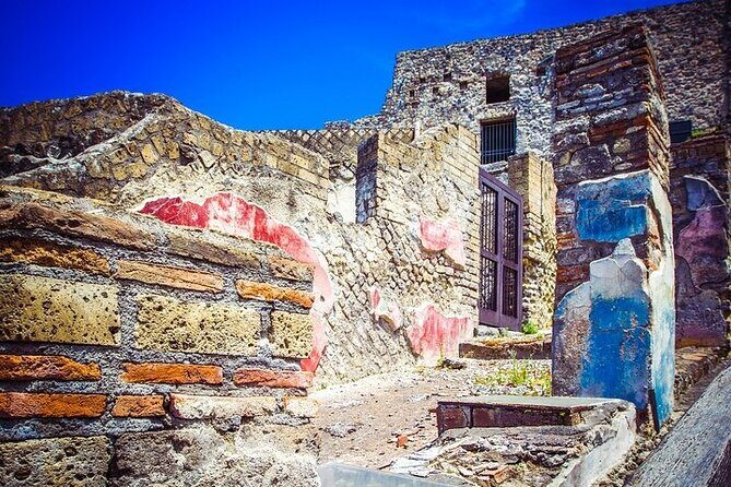 Amalfi Coast to Naples Transfer and 2-Hour Pompeii Private Tour - Key things to know before you go