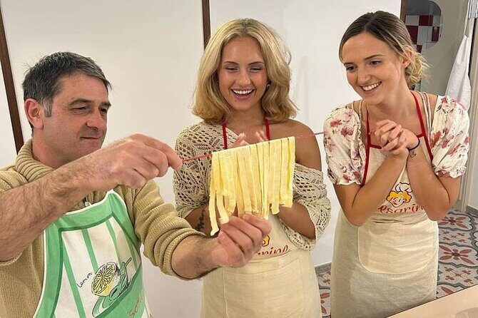 Amalfi: lezione di cucina su pasta, mozzarella e tiramisù - Price and what you actually get for $84.29