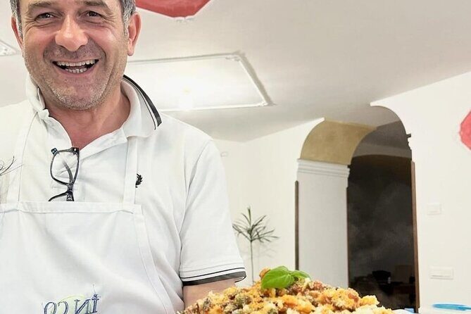 Amalfi: lezione di cucina su pasta, mozzarella e tiramisù - Inside the casale: the farm tour that actually helps you cook