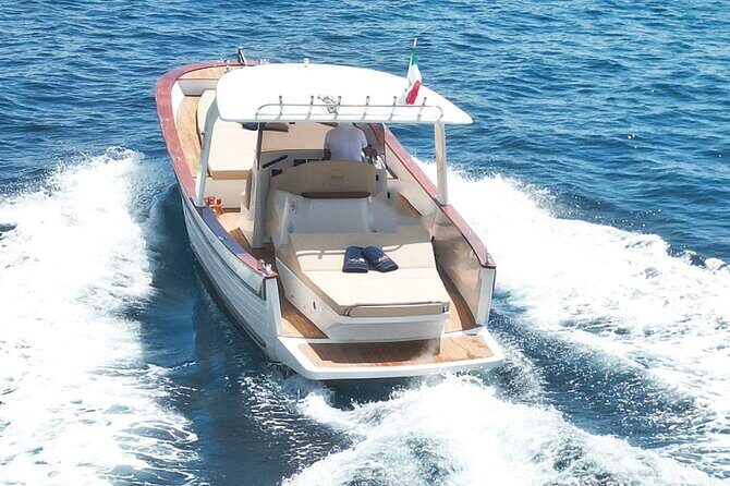 Boat Tour at Sunset on the Amalfi Coast - The Sorrento Gozzo: why this boat style changes the vibe