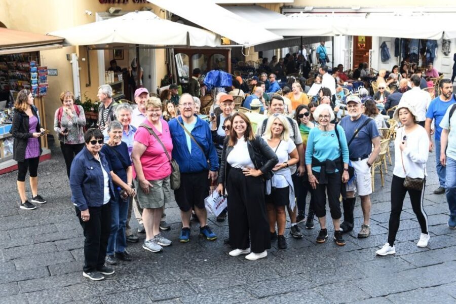 Capri and Anacapri: Sea and City Sightseeing Tour - Lunch, Limoncello, and Shopping: What You’ll Get and What You’ll Pay