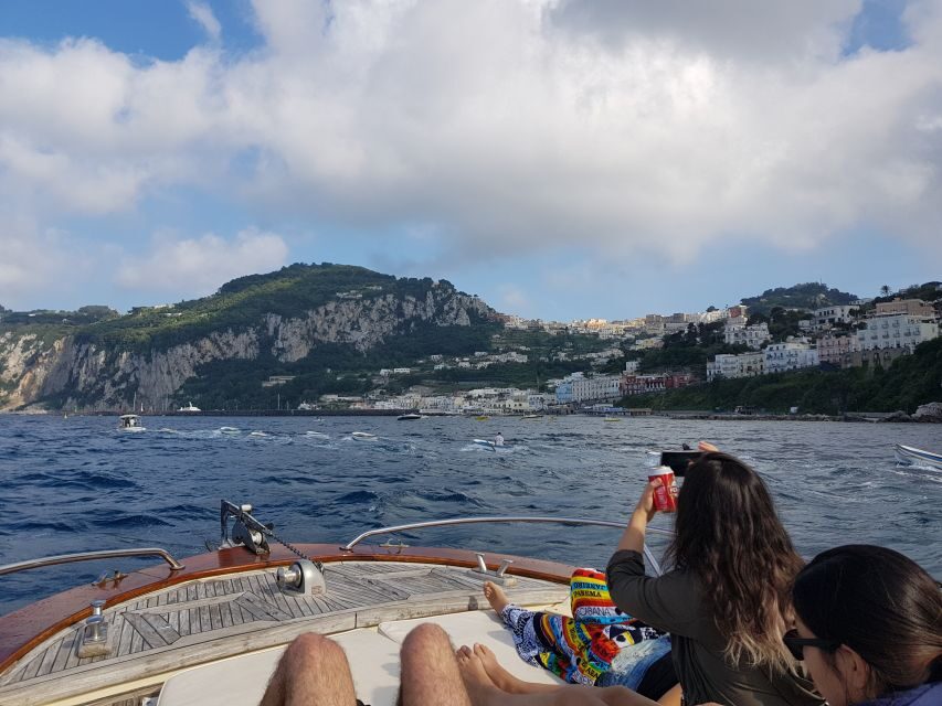 Capri by Boat from Massa Lubrense - 4 hours of freedom in Capri and Anacapri