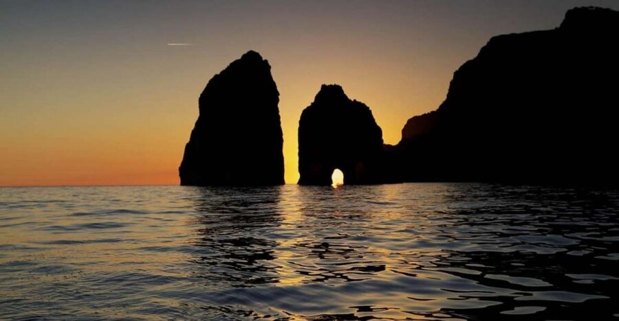 Capri: Day & Night Boat Tour - Sorrento pickup to a small-group boat day