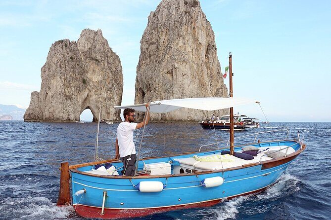 Capri enjoy the Dolce Vita by boat for 4 unforgettable hours! - Stop 5: Grotta Verde (and the best swimming time)