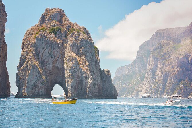 Capri & Positano Private Tour - Premium 28 ft boat - Stop-by-stop: how the coastline pacing works