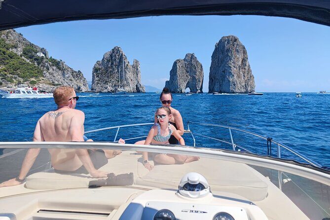 Capri Private all inclusive Boat Tour with City Exploration - Price and Value: What $3,568.53 Covers for Up to 5