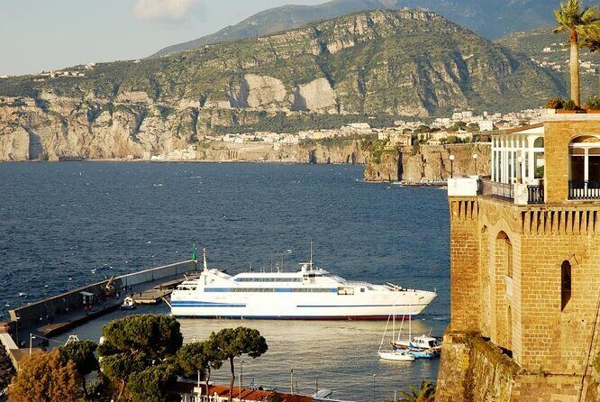 Capri Private Boat Tour from Sorrento, Positano or Naples - Yacht Klase 50 - Key points I’d focus on