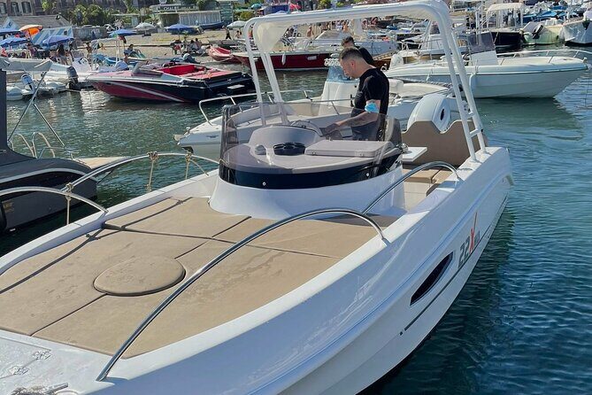 Capri Private Boat Tour with Spritz included - Passing Faraglioni Rocks and Drinking Your Spritz at the Right Moment