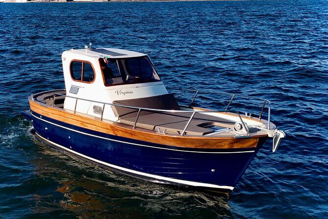 Capri tours - Timing and route: 9:00 am departure, about 7 hours total