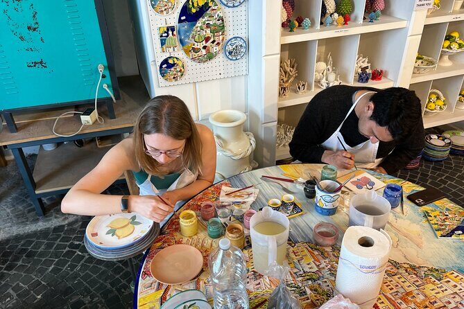 Ceramic Class in Positano 2 hours workshop - Firing at 950°C: what happens after you finish painting