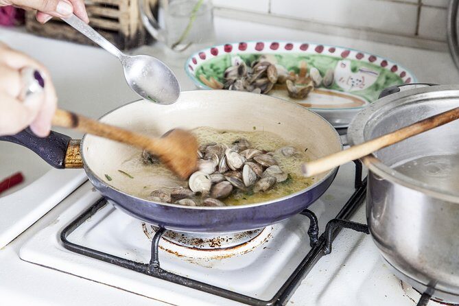 Cesarine: Home Cooking Class & Meal with a Local in Positano - Timing Your Day Around a 3-Hour Cooking Class