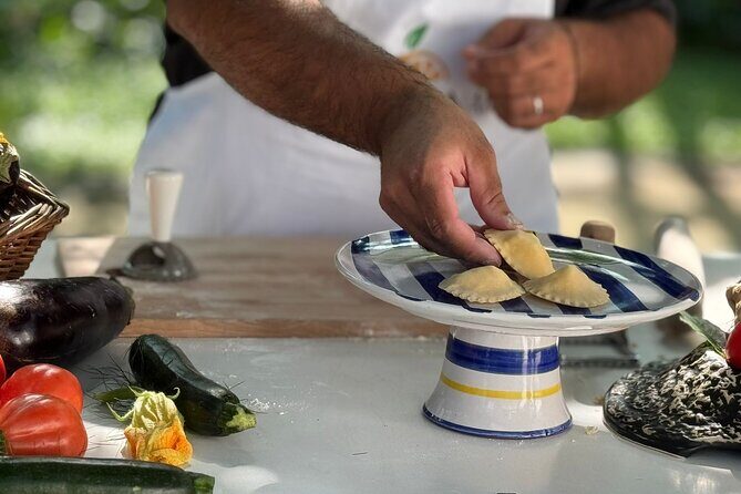 Cook and Eat in a Citrus Grove in Sorrento - How the Class Flows: Welcome Drink, Then Hands-On Training