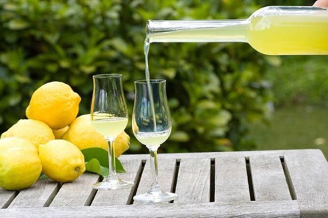 Discover Sorrento with food tasting and walking Tour - The walking tour that sets up what you’ll taste