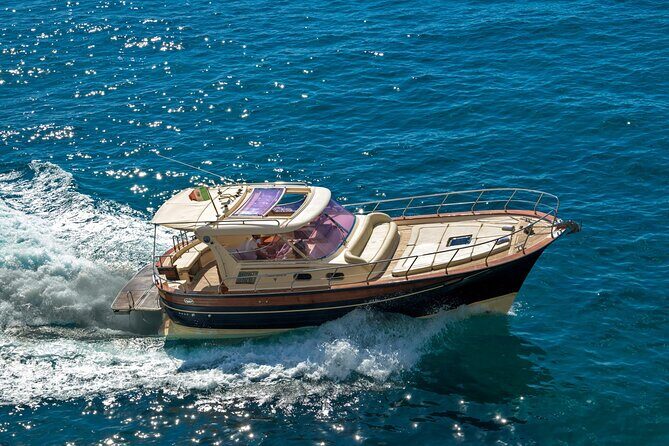 Discover the Amalfi coast between traditions, flavors and colors with a private tour - Amalfi for Three Hours: Freedom to Wander the Maritime Republic and Eat Well