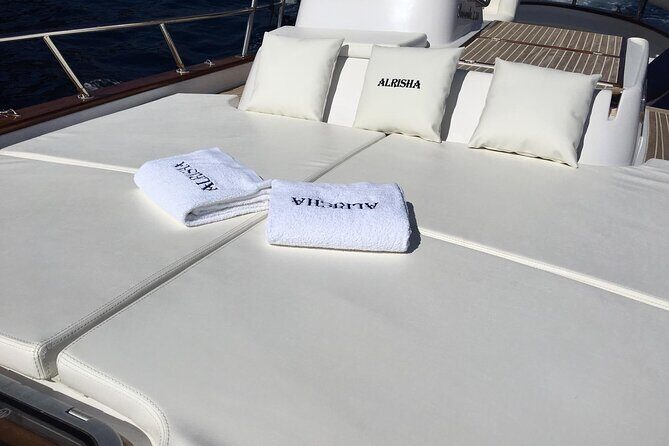 Exclusive Boat Tour to Capri with Swim Stop and Aperitif - Blue Grotto stop: what you do and what you pay extra for