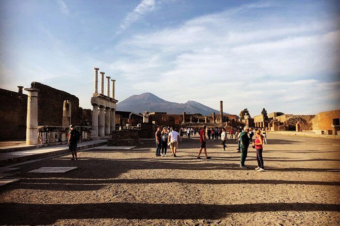 Explore the Pompeii Ruins from Positano - How the small-group format changes your Pompeii experience