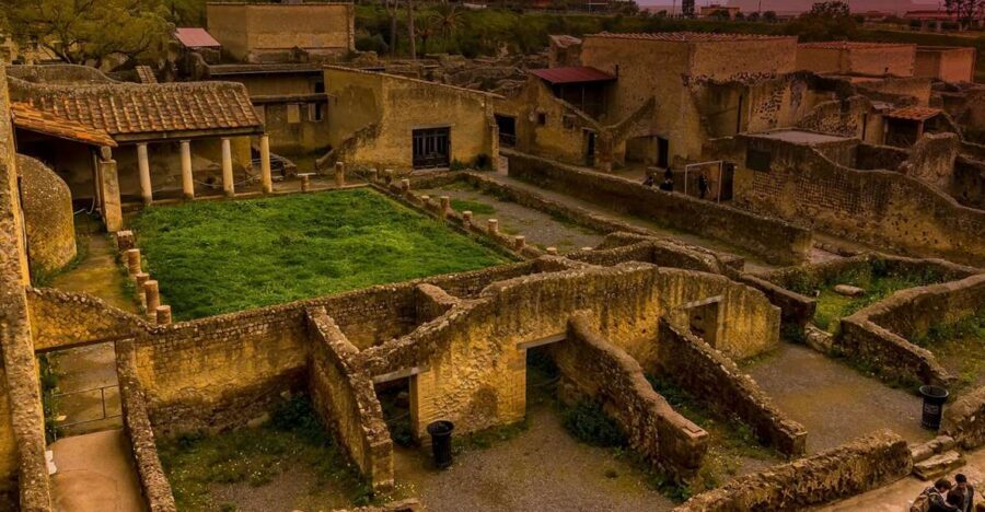 From Amalfi Coast: Pompeii Herculaneum skip-the-line - The Coach Day Plan: From Amalfi Drive To Two Ruined Cities