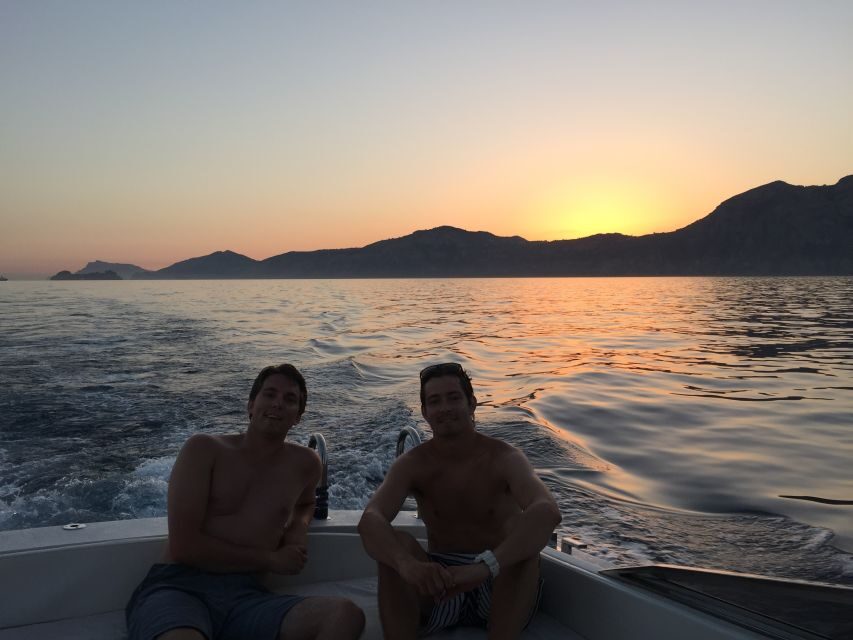 From Amalfi: Private Sunset Cruise along the Amalfi Coast - On-board comfort: music by Bluetooth, plus snacks and drinks