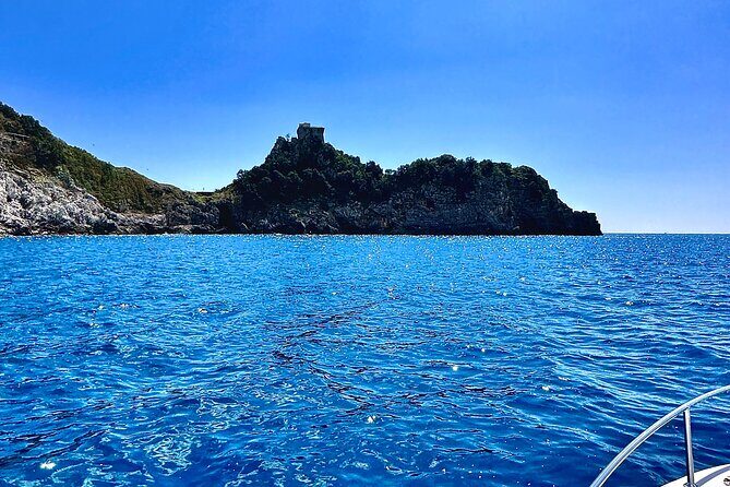 From Positano or Praiano: 2H Private Amalfi Coast speed tour - What’s included, what’s not, and what to pack