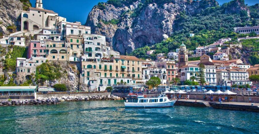 From Sorrento: Capri and Positano Private Day Cruise - Snacks, drinks, and the comfort factor on a private boat