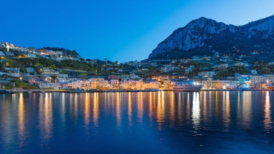 From Sorrento: Capri Boat Tour Day & Night Experience - Meeting in Sorrento: Finding the Bar Ruccio at 4:00 pm