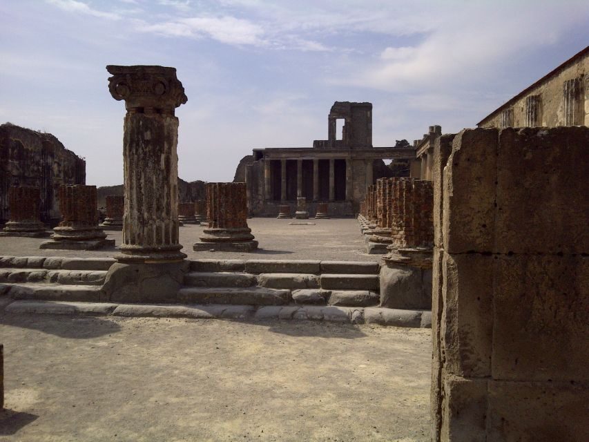 From Sorrento: Herculaneum Guided Tour with easy Lunch - Should you book the Herculaneum tour with easy lunch from Sorrento?