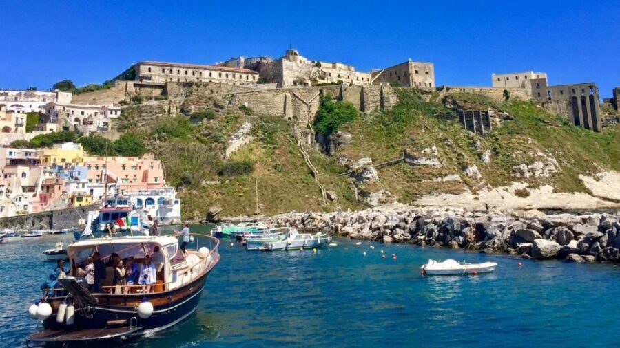 From Sorrento: Ischia and Procida Boat Tour with Snorkeling - What you should bring (and what can ruin the day)