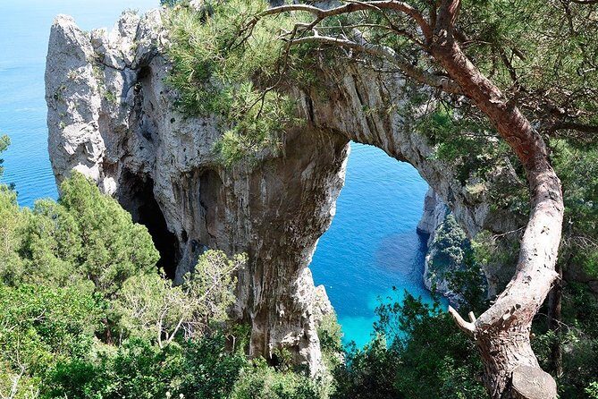 From Sorrento/Nerano: Capri Shared Tour - without pick up - When this tour makes sense for you