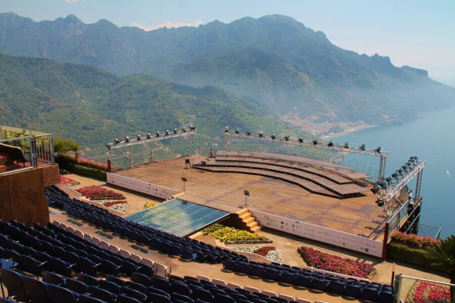 From Sorrento: Positano, Amalfi, and Ravello Tour by Minivan - How a Sorrento minivan day makes the Amalfi Coast doable