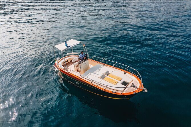 Full-Day Private Capri Boat Tour - Getting the Best Photos and the Best Swim Moments