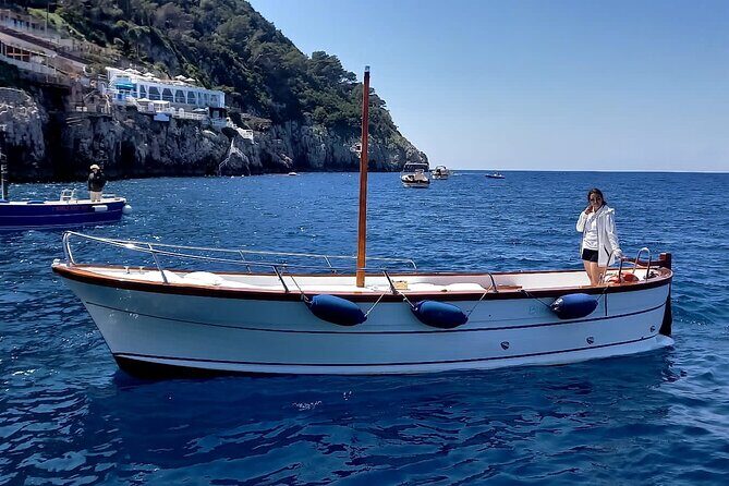 Full Day Private Guided Boat Tour of the Capri Coast - Stop 3: Grotta Verde—Look Down, Notice the Color