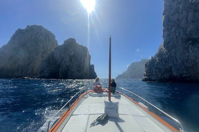 Full Day Private Guided Boat Tour of the Capri Coast - Your 10:00 Start at Pasticceria La Vela Di Agnese Schettino