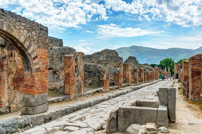 Full Day Small Group Pompeii Tour from Sorrento with Local Wine Tasting - Should you book this tour?