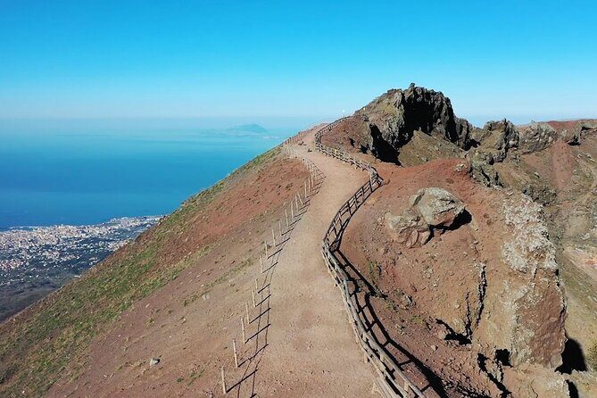 Guided Tour Pompeii And Vesuvius from Positano Skip the Line - What’s included (and what to plan for yourself)