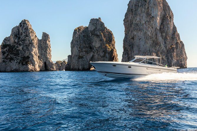 Half day around Capri by Itama 38 speedboat - Should you book the Itama 38 half-day around Capri?