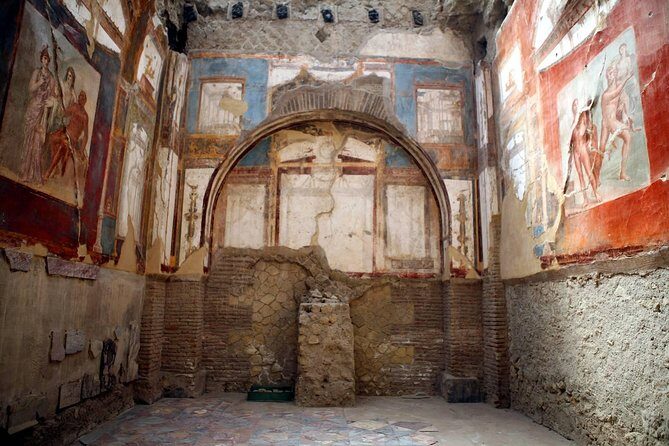 Half Day Herculaneum from Sorrento - The Role of the Guide: Hearing the Story, Not Just the Facts