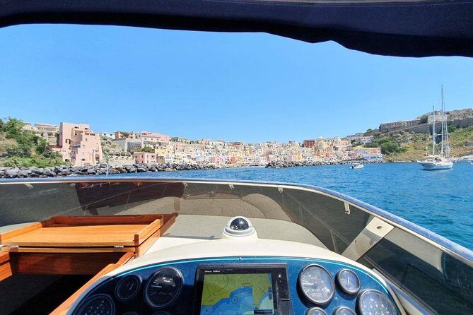 Ischia and Procida day experience - Cruising Ischia: coastline views and thermal-water swimming