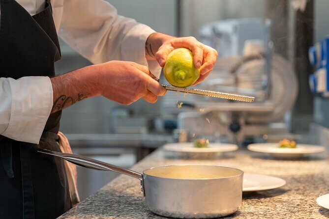 LEMO' Restaurant tasting Experience - Your Meal Choice: Seafood or Traditional Land-Based Sets